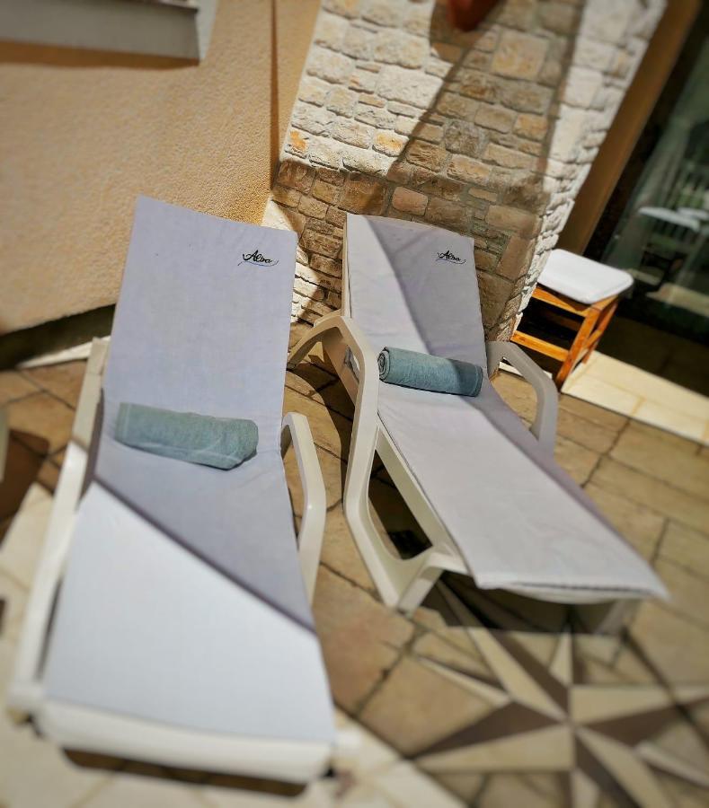 Luxury Apartment Alba With Pool Kanfanar Luaran gambar