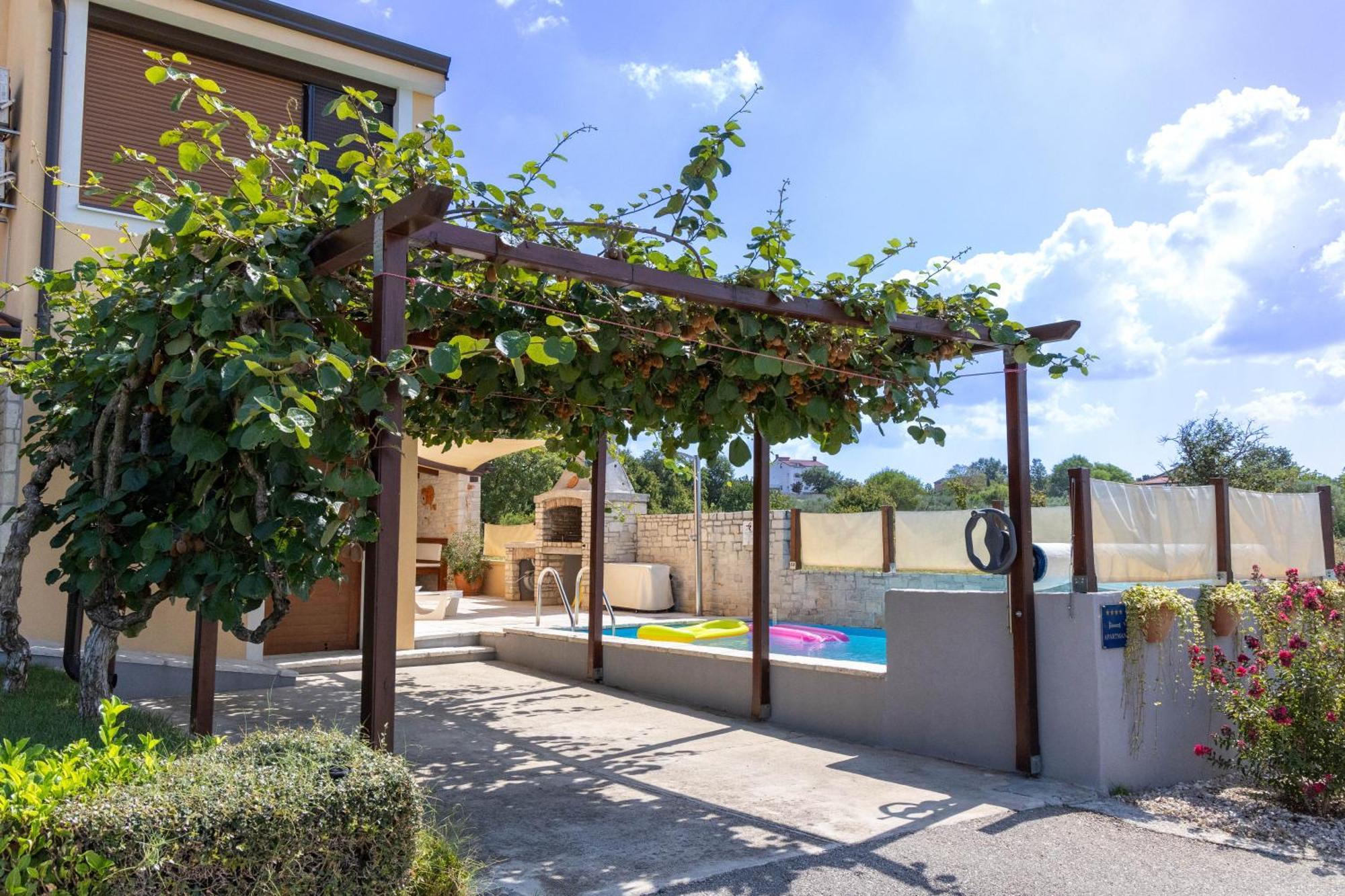 Luxury Apartment Alba With Pool Kanfanar Luaran gambar